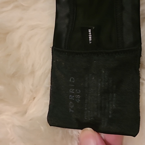 Torrid Black Fishnet Push-Up Plunge Bra 46C - Picture 7 of 7